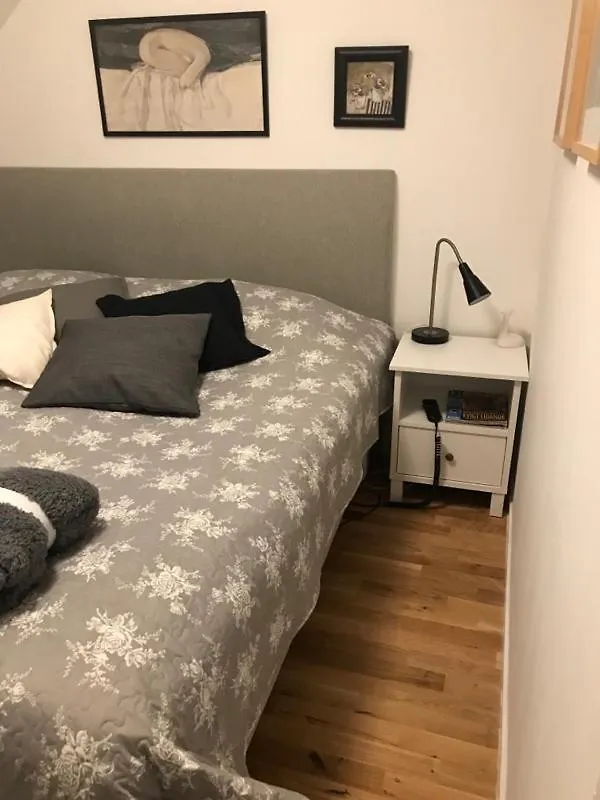 En Trappa Upp Apartamento Malmö 0*,